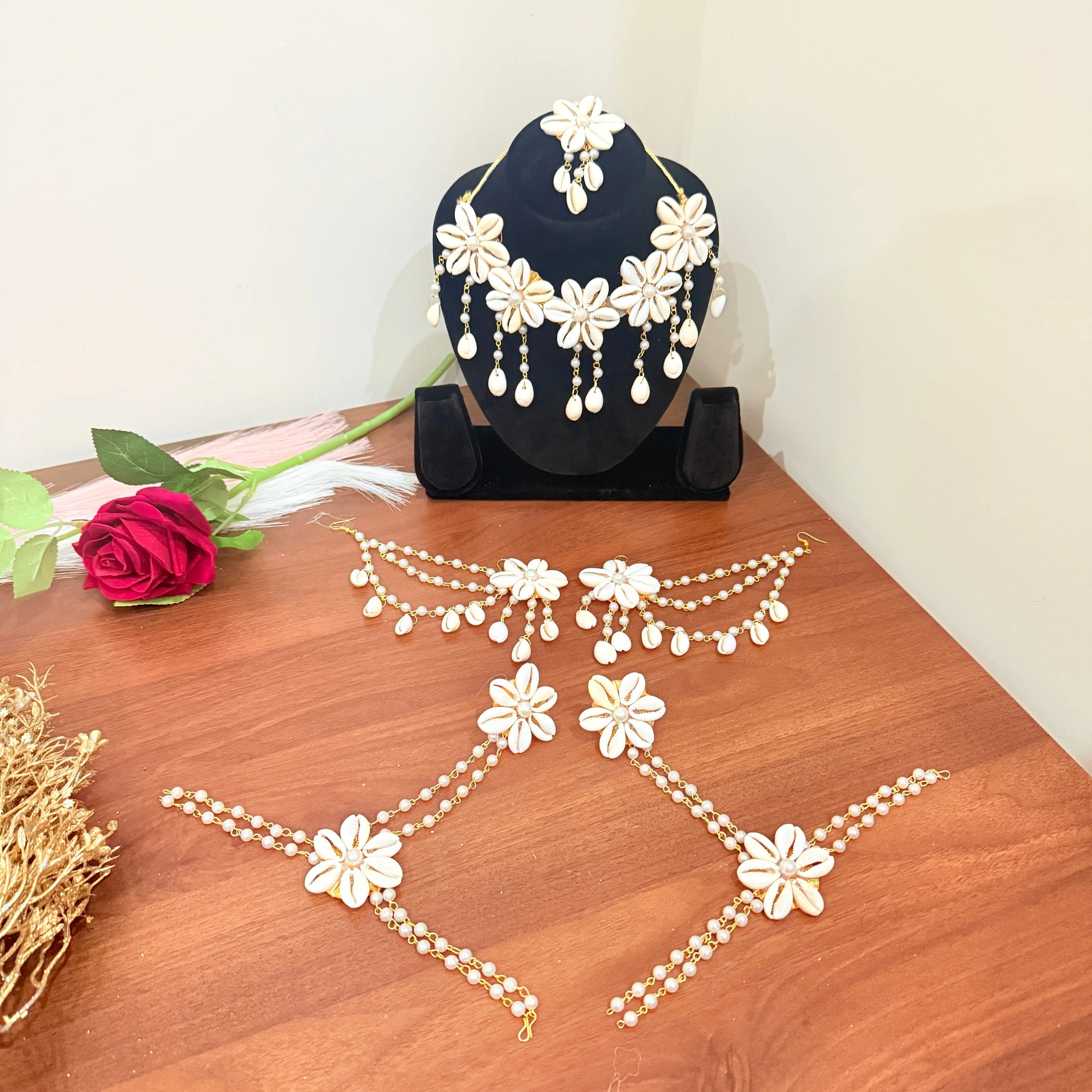 ✨ Handcrafted Cowrie Shell Bridal Jewellery Set | Traditional Haldi Accessories 🐚 Shadispecial.com - All Rights Reserved