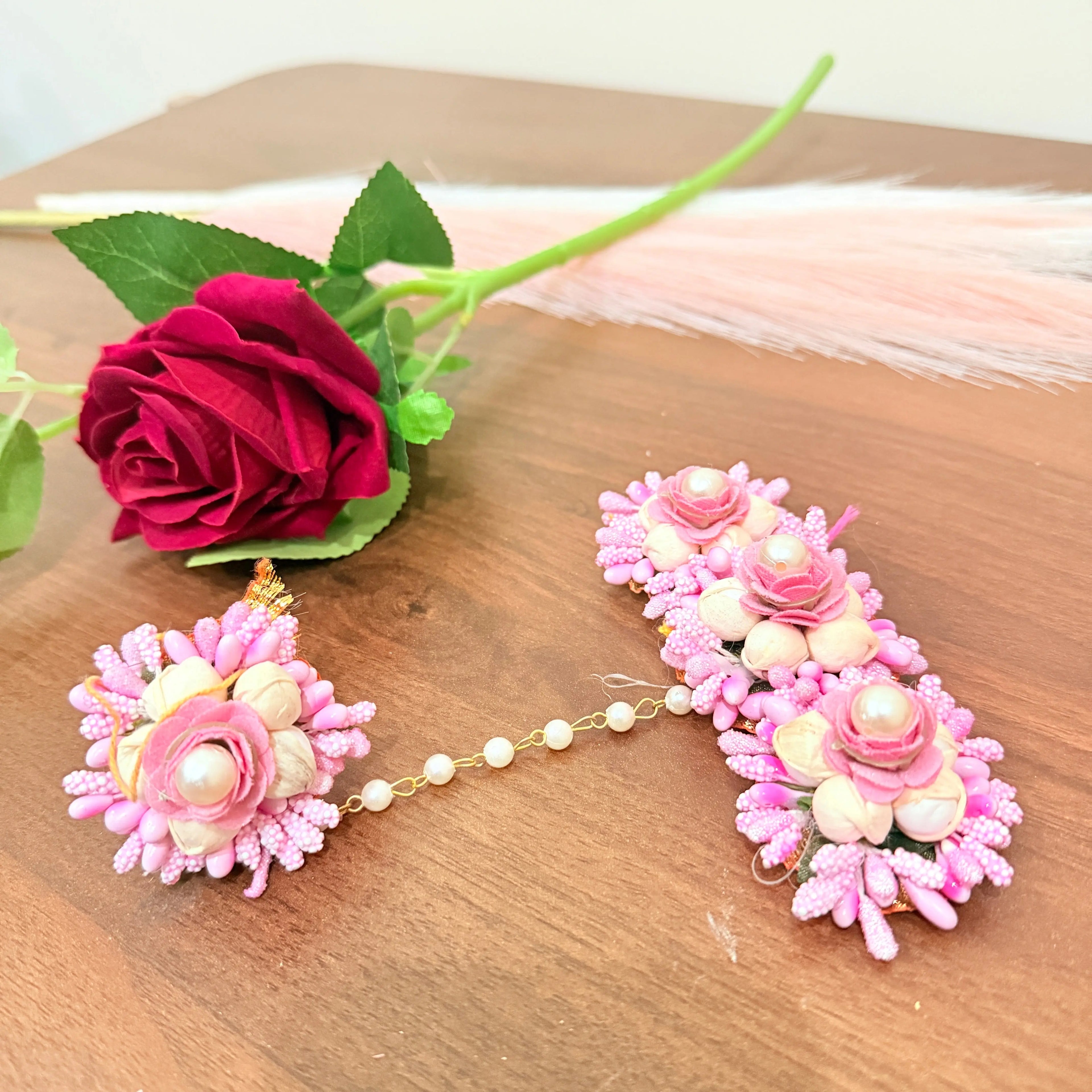 Pink & White Floral Haldi Bridal Jewellery Set 🌸🤍 | Handmade Flower Jewellery for Bride 👰✨ Shadispecial.com - All Rights Reserved