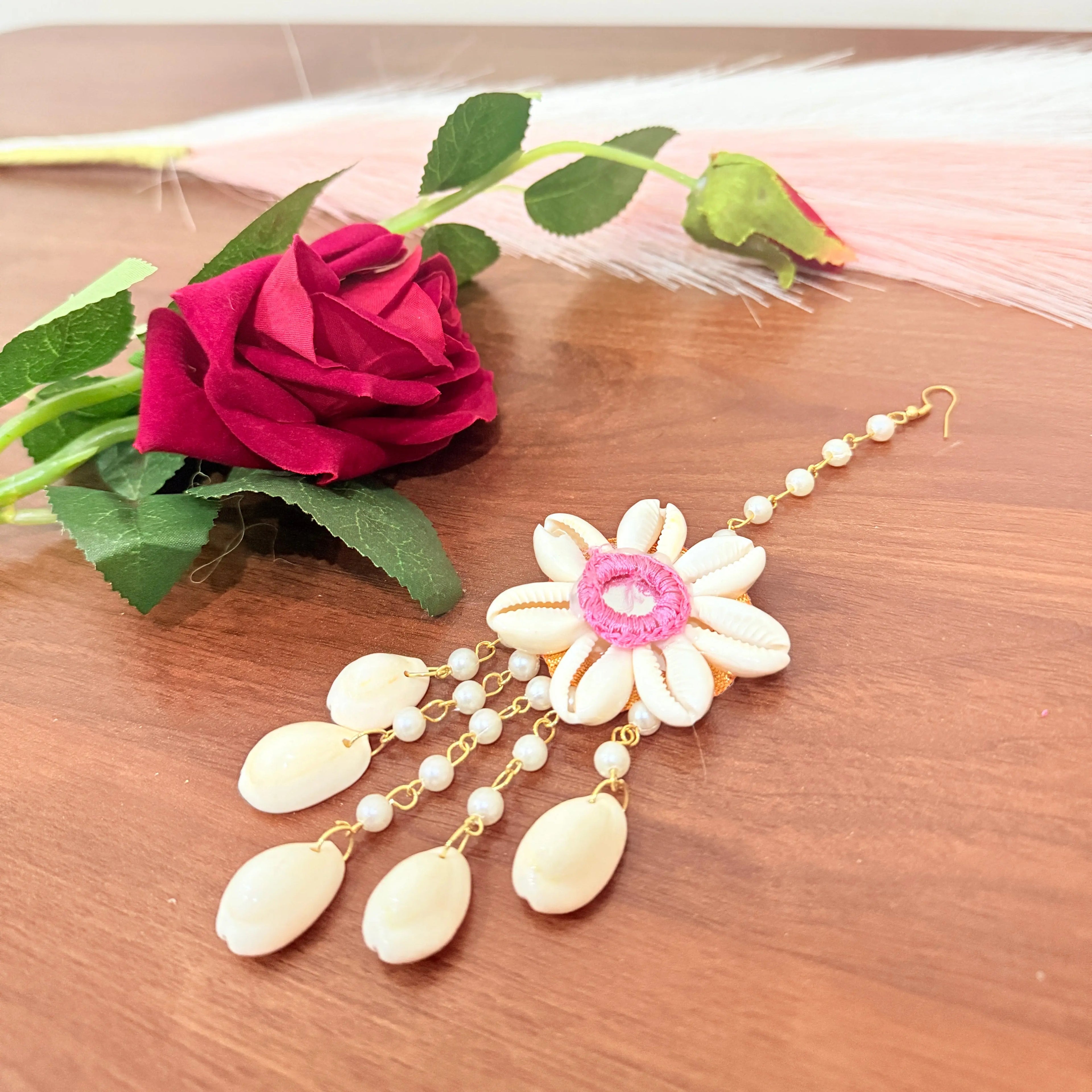 White & Pink Shell Floral Haldi Bridal Jewellery Set 🐚🌸 | Handmade Flower Jewellery for Bride 👰✨ Shadispecial.com - All Rights Reserved